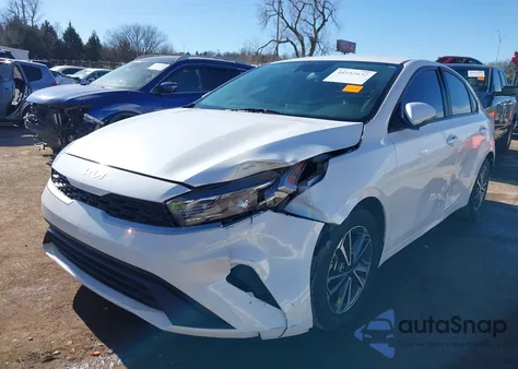 2022 Kia Forte Lxs из США, поврежденный, VIN 3KPF24AD9NE476551